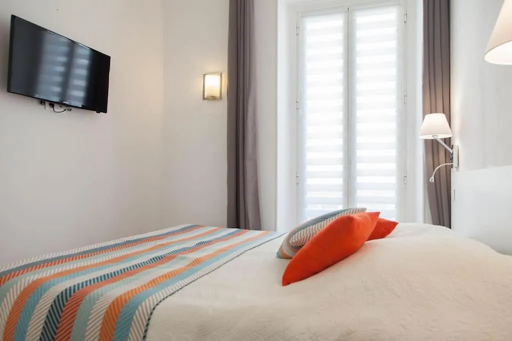 Apartment #28 1 Bdr Flat Ac Balcony Hper Central 10Mins To Beach & Old Town Nice