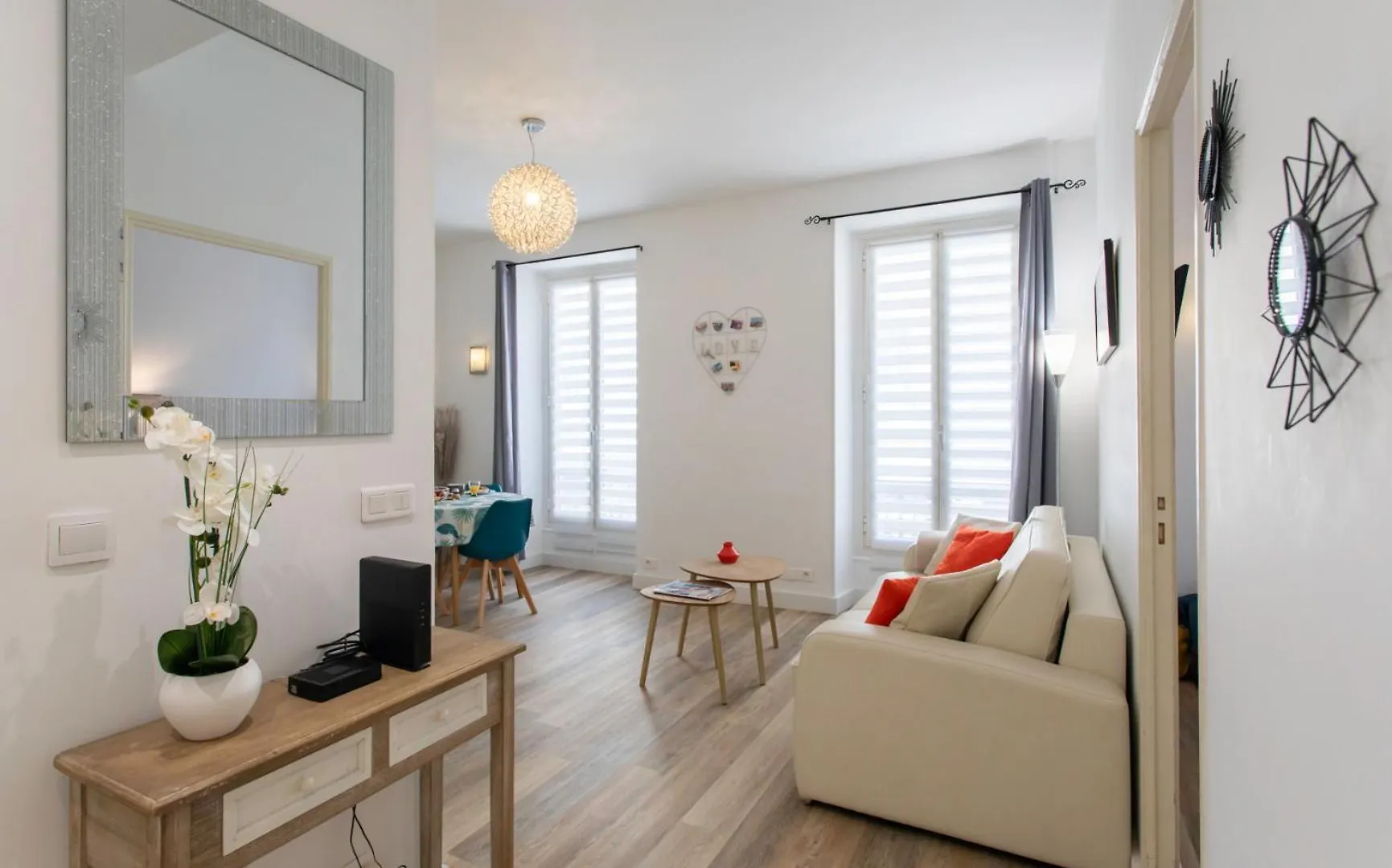 #28 1 Bdr Flat Ac Balcony Hper Central 10Mins To Beach & Old Town Nice