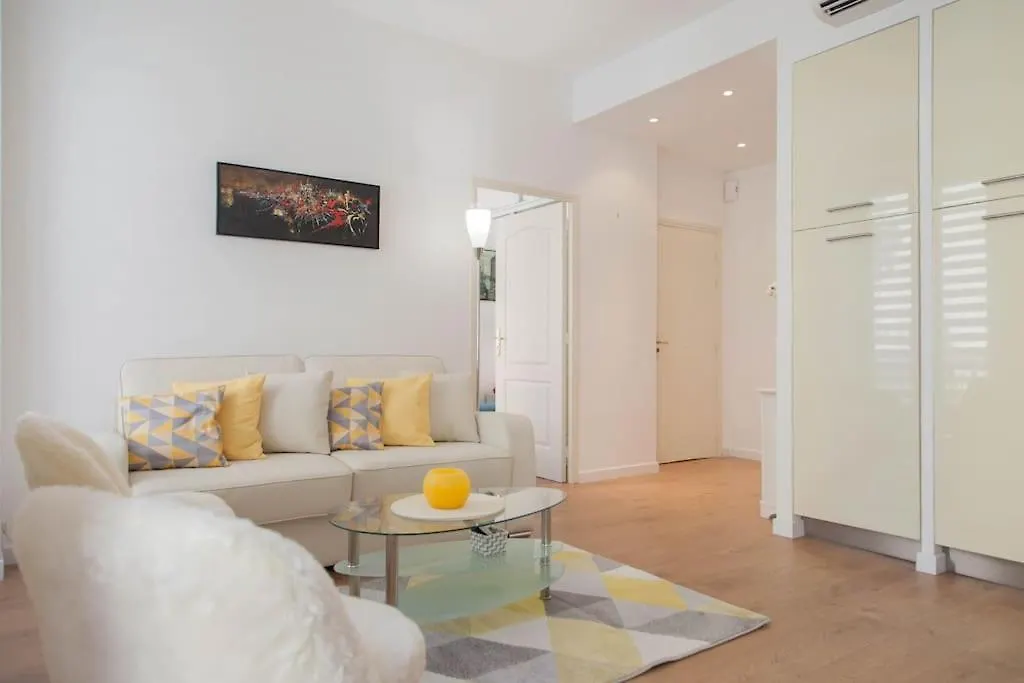 #28 1 Bdr Flat Ac Balcony Hper Central 10Mins To Beach & Old Town Nice Fransa